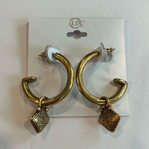NWOT Patricia Nash Gold Hoops